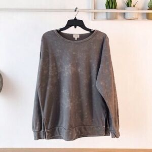BUCKLE BKE Gray Sweatshirt | faded grunge cozy oversized tailgate winter sweater